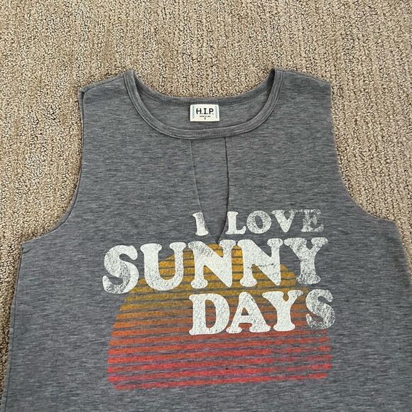 H.I.P. Grey “I Love Sunny Days” Keyhole Tank Top - Picture 6 of 6